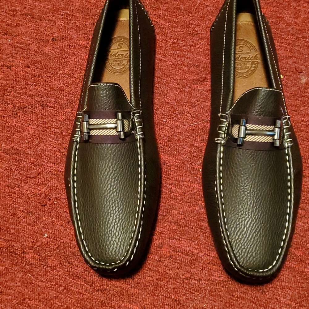 Men's shoes